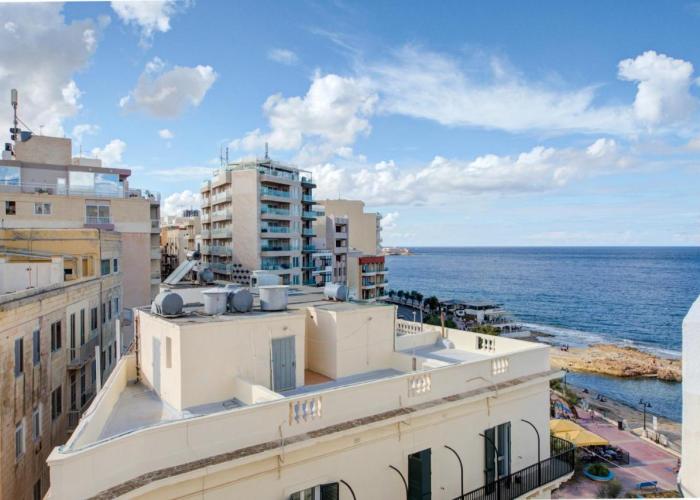Sliema Exclusive 4-Bedroom Side Seaviews Apartments By ShortLetsMalta