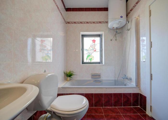 Sliema Exclusive 4-Bedroom Side Seaviews Apartments By ShortLetsMalta