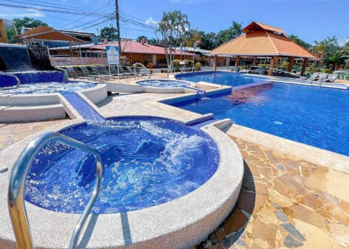 Villa Coco 55, Few Steps from beach and Free Wifi