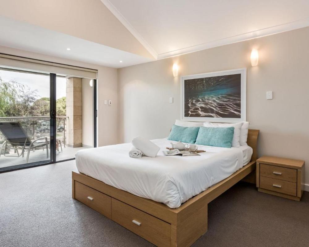 фото Surfside 4
