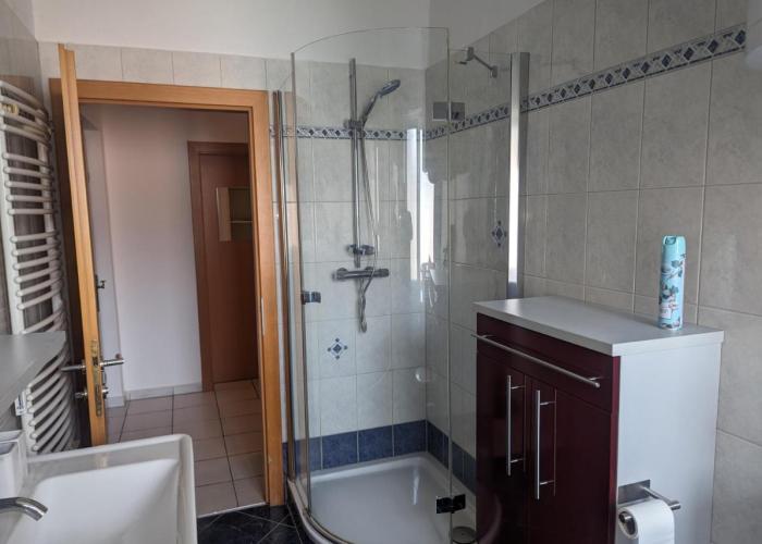 Bright and comfortable unit across from Messe Wels