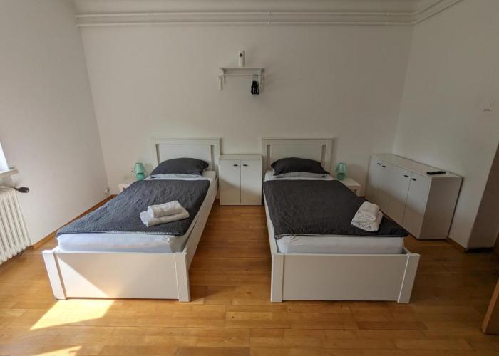 Bright and comfortable unit across from Messe Wels