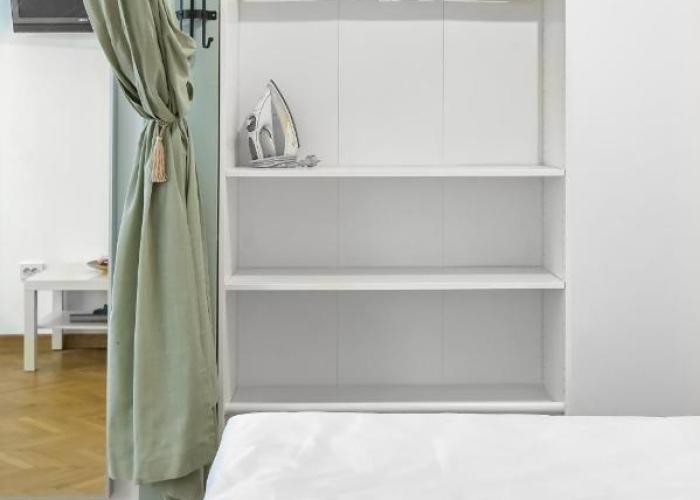 Floral Studio Retreat in Sofia City Center by Flat Mаnager