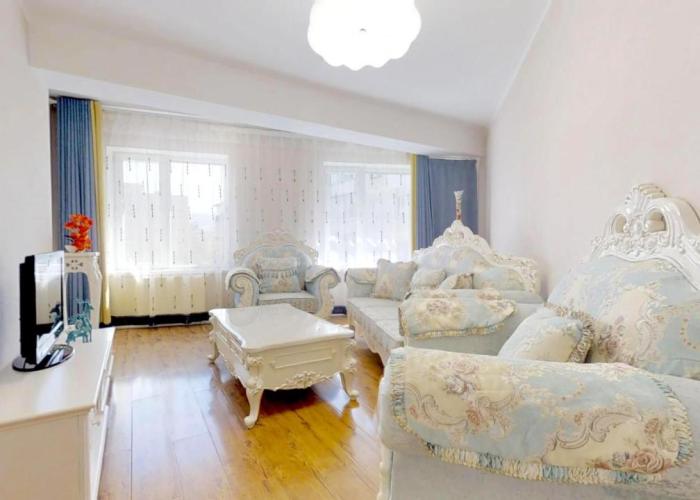 125m2 new apartment, 5 rooms with airport pickup
