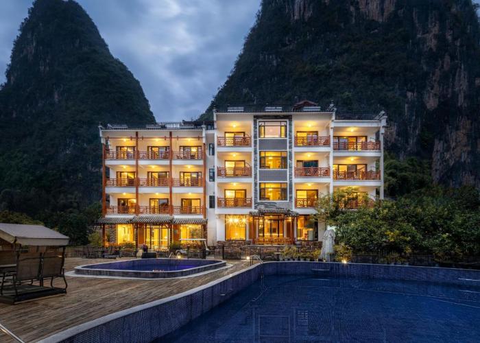 Yangshuo Grand Canyon Shanshuiyao Resort