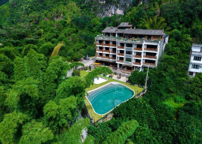 Yangshuo Grand Canyon Shanshuiyao Resort