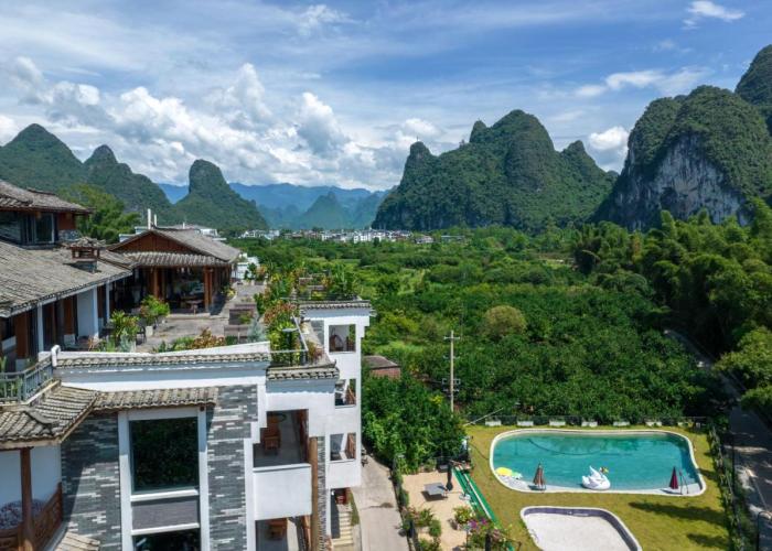 Yangshuo Grand Canyon Shanshuiyao Resort