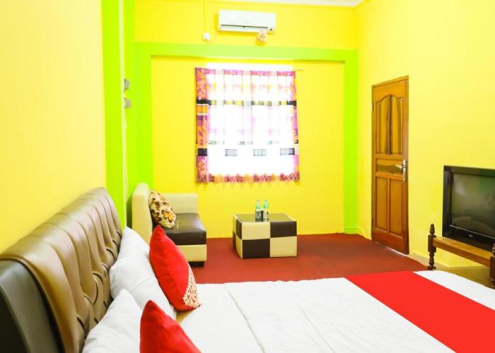 OYO 91839 Penginapan Sulthan Penyengat Syariah