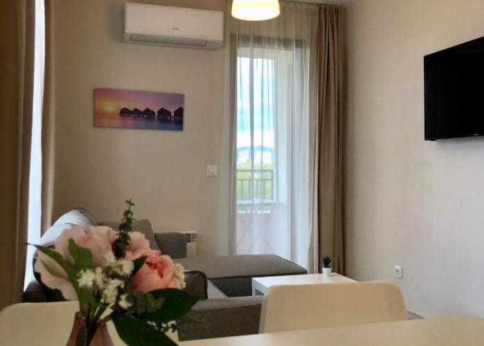 Sunny Dream Apartments