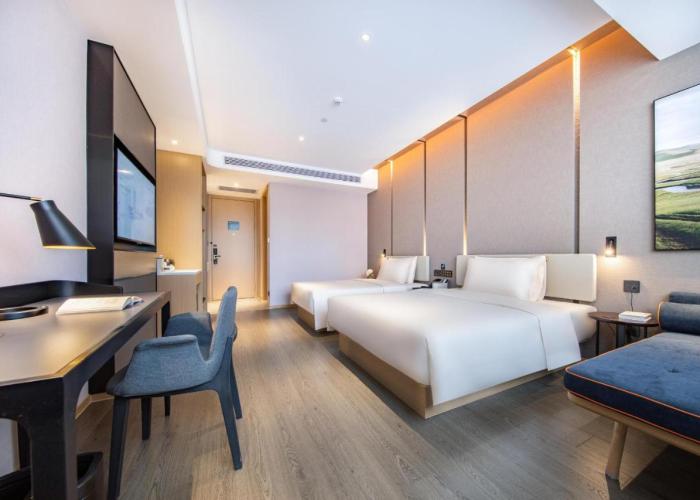 Atour Hotel Yuzhong Yuci Incity