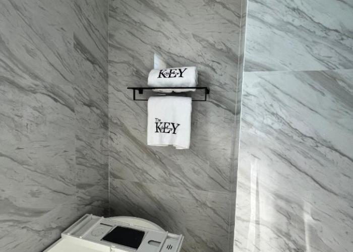 The Key - Luxury Apartment
