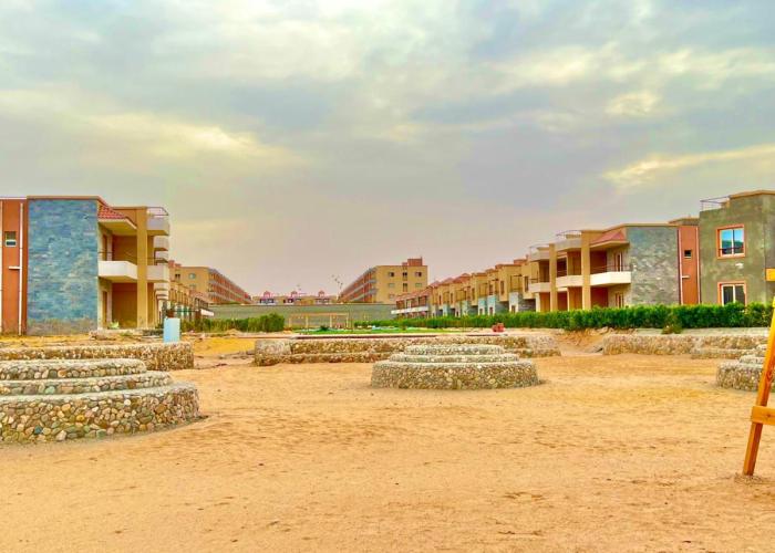 Chalet in La Jolie Marina El Ain El Sokhna - Egyptian Families Only