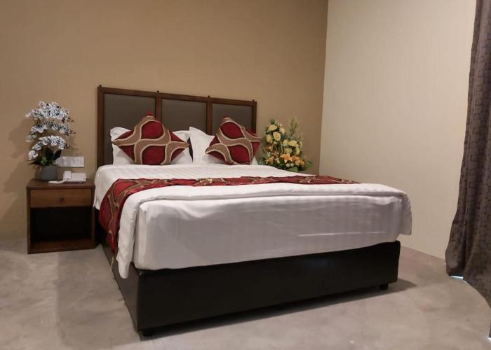 KB HOTEL