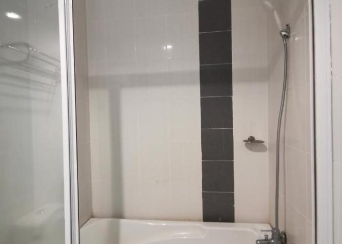 Rustic one bedroom unit for 4pax by Jomy Management