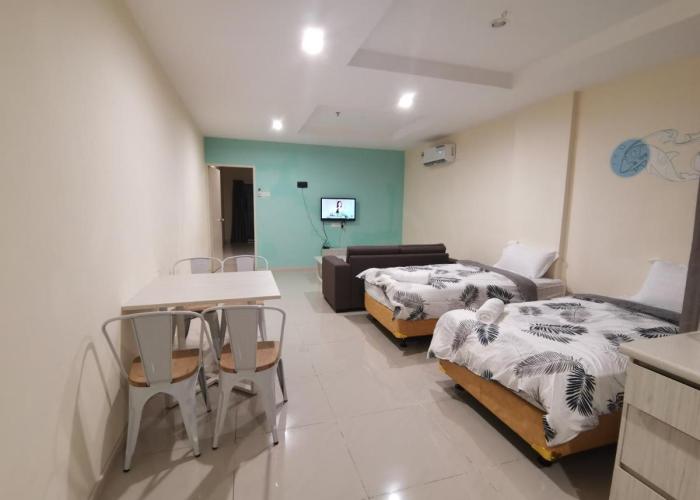 Rustic one bedroom unit for 4pax by Jomy Management