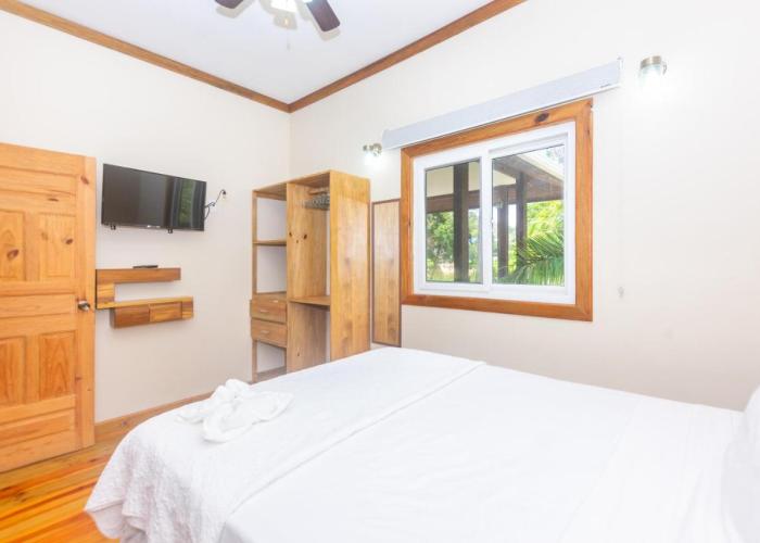 Wescot Villas Sky View
