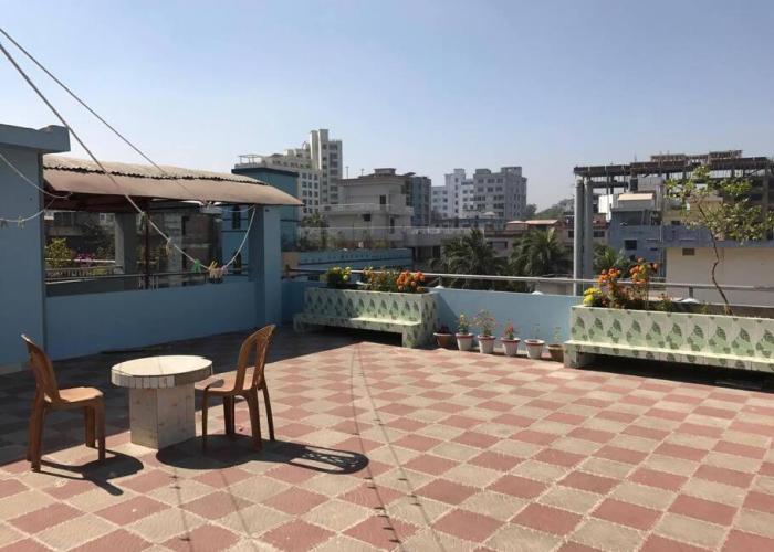 Spacious Penthouse in heart of city. By GEC circle(CHOWDHURY BHABAN)