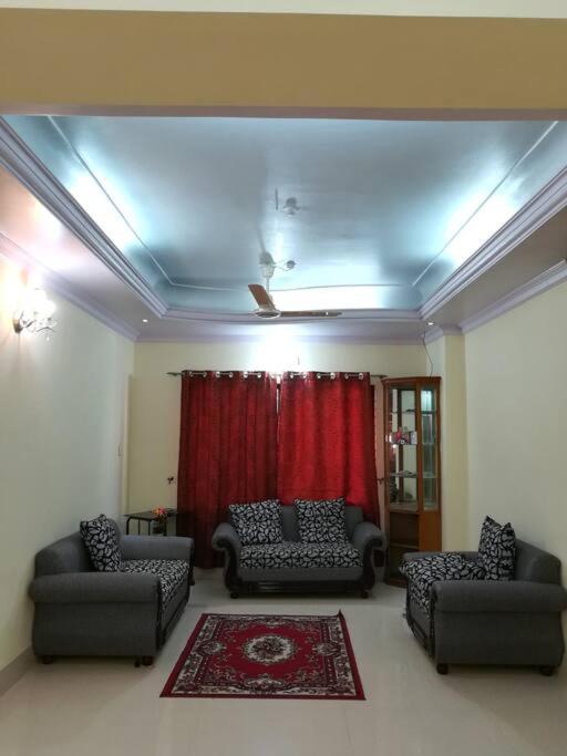 Spacious Penthouse in heart of city. By GEC circle(CHOWDHURY BHABAN)
