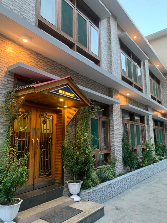 фото Park Hotel Gilgit