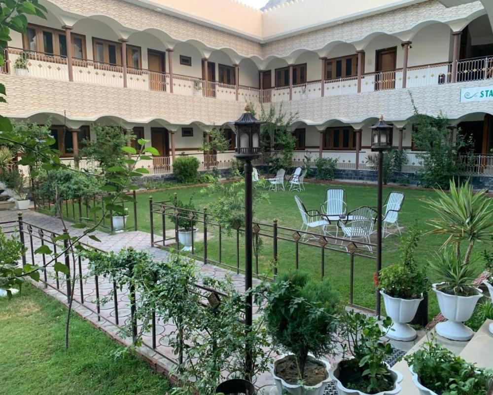 фото Park Hotel Gilgit