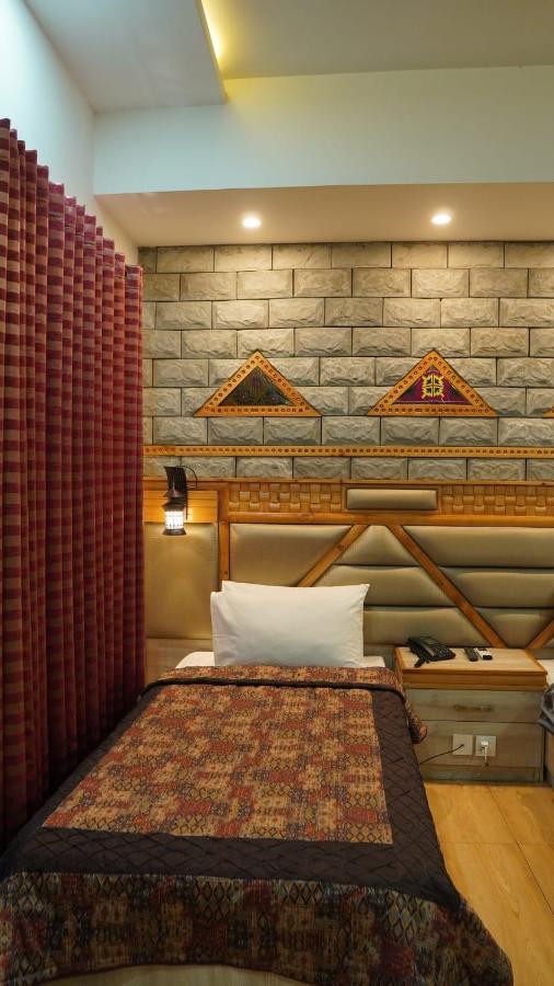 фото Park Hotel Gilgit