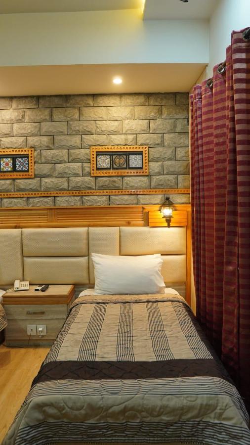 фото Park Hotel Gilgit