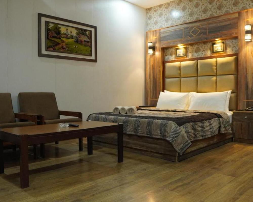 фото Park Hotel Gilgit