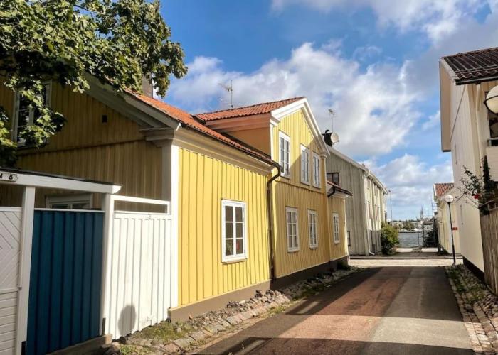 Central lägenhet i 1700-talshus