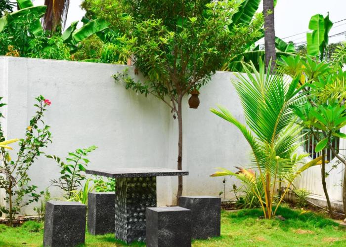 Parallel villa