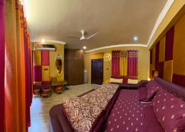 ALI Luxury & Executive Apartments & Cottages Near PC Bhurban - Cooling & Heating Inverter-Gas Blow Heater-Full Kitchen-Mountain View-Lawn-Play Area-55 inches LED-WIFI-Lift- Free Breakfast