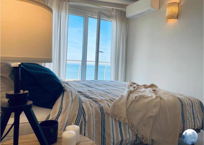 Seascape Apartment with breath taking view