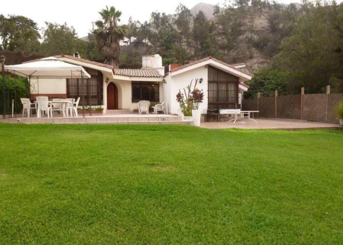 Acogedora casa de campo en La Cantuta, Chosica