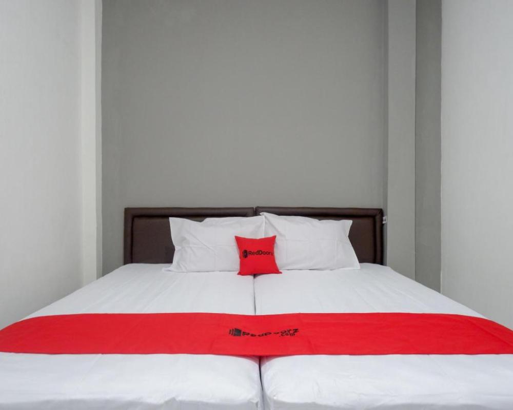 KoolKost Syariah near Universitas PGRI Semarang - Minimun Stay 6 Nights