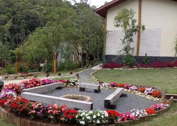 CHALÉS LUAR DO PICO