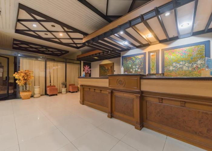 Urbanview Hotel Crown Tasikmalaya