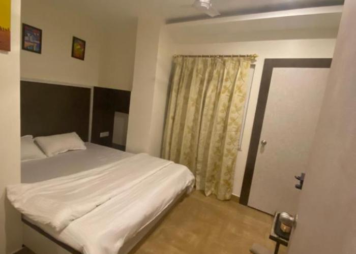 HOTEL ABODE