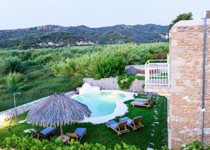 Sonio Villas - Que Bella Collection
