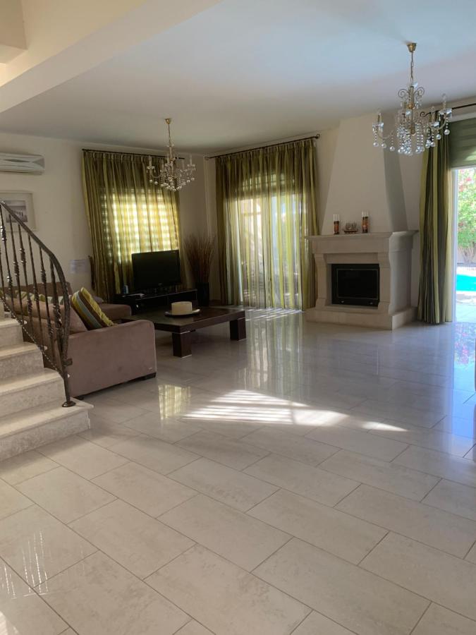фото Villa in Protaras