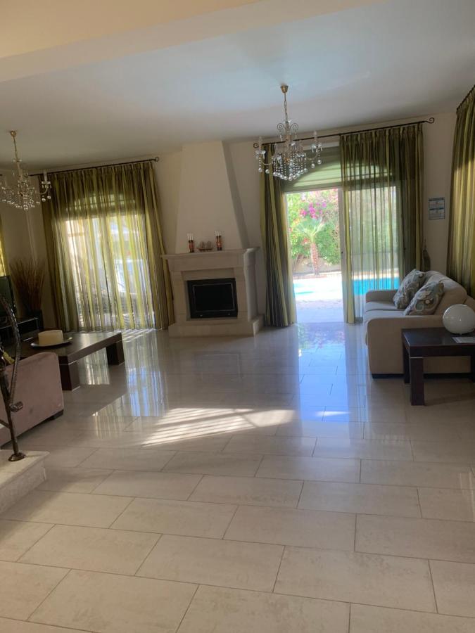 фото Villa in Protaras