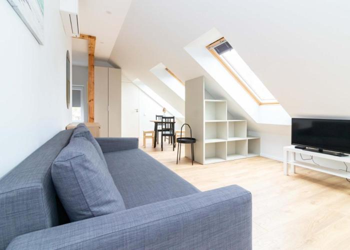 TOP street ONE Apartments, by Cohost