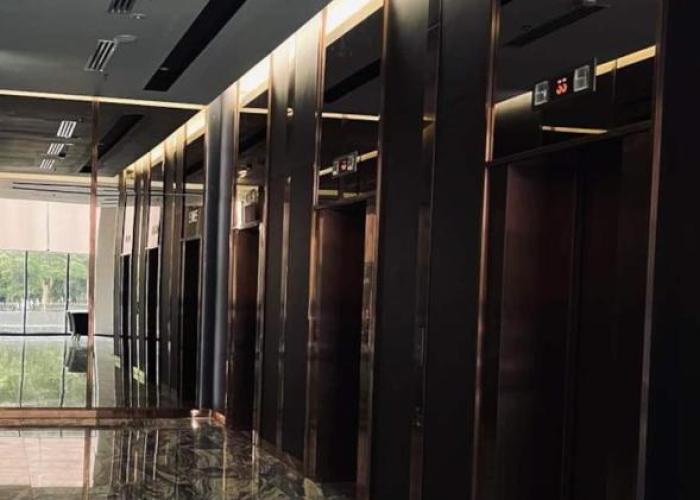 Sky pool 4 star hotel grade stay in i-City