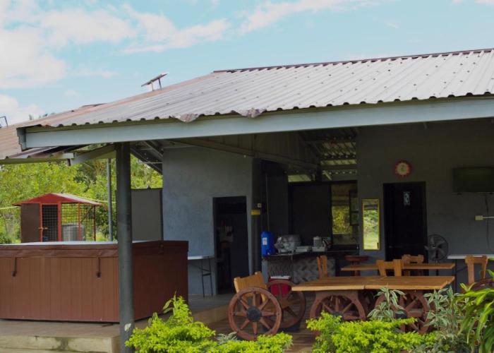 Lorenzo's Farm and Leisure
