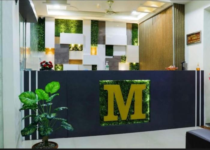 Hotel Menaka