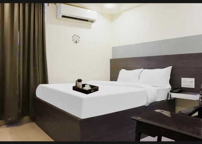 Hotel Menaka