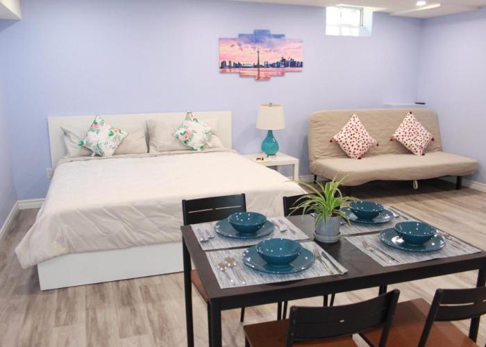 Home Stay near the Airport