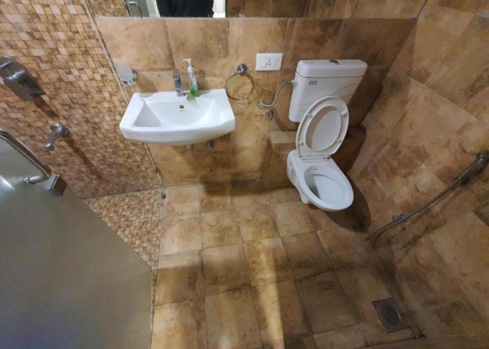 Homestays at Rajhans BELLIZA Near Airport
