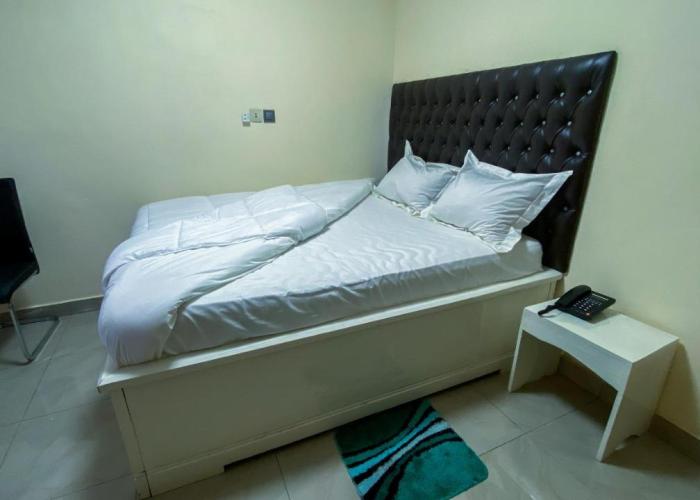 HELEN Hotel