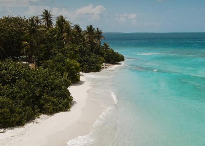 Clarks Exotica, Kamadhoo Maldives