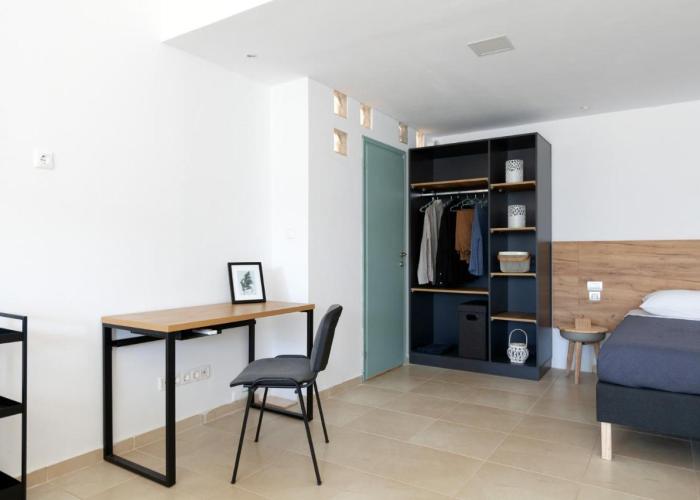 Livingfy Apt with mountain view & garden
