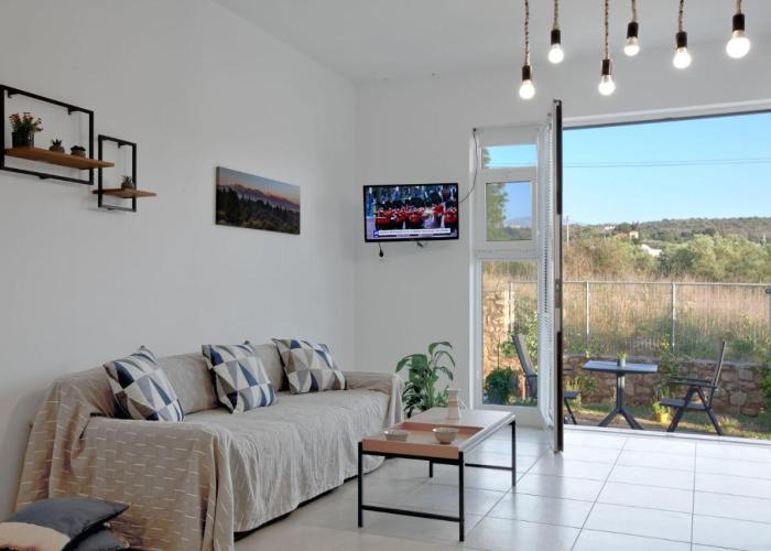 Livingfy Apt with mountain view & garden